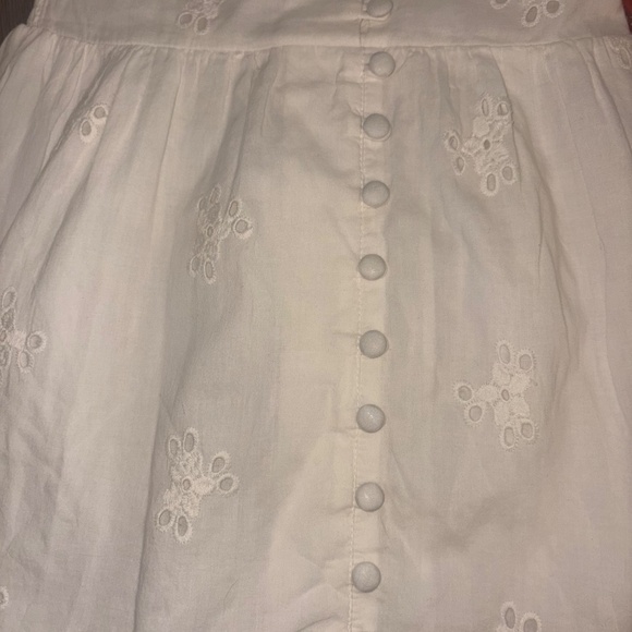 Shore |. White eyelet dress - Picture 3 of 5